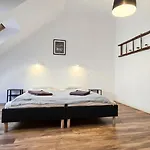 Upartments Apartment *