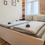 Upartments
