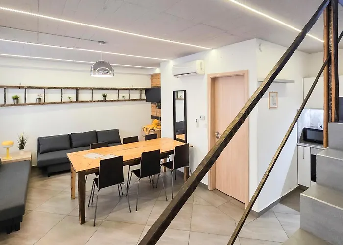 Apartament Upartments