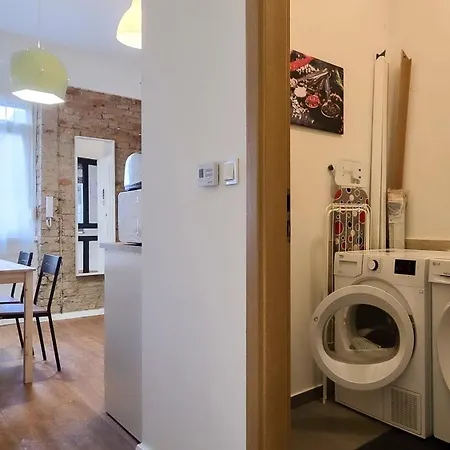 Upartments * ブダペスト