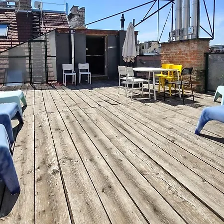 Upartments アパート *